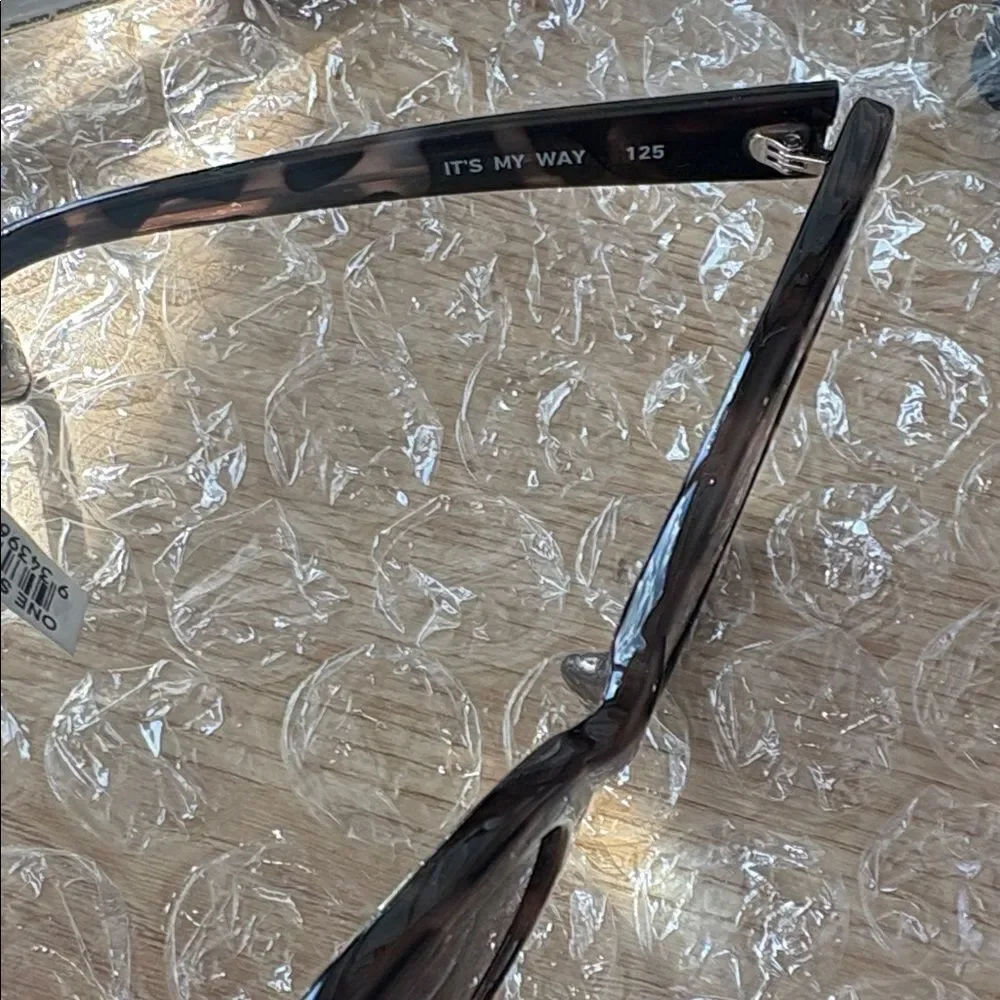 NWT Quay Its My Way #125 Cat Eye Sunglasses